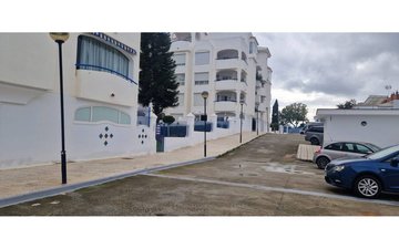 Property slide 14