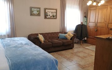 Property slide 19
