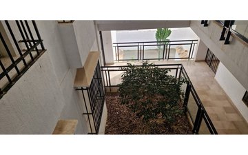 Property slide 40