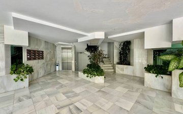 Property slide 19