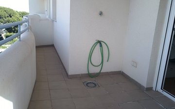 Property slide 32