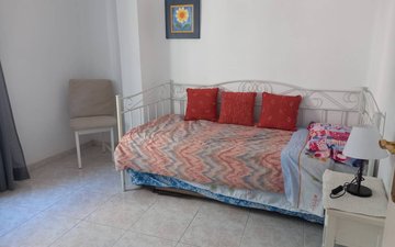 Property slide 10
