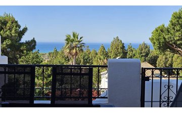 Property slide 30