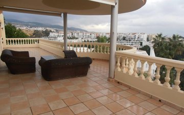 Property slide 55