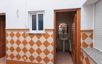Property slide 36