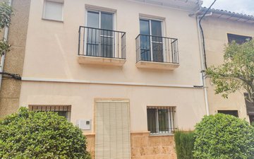 Property slide 40