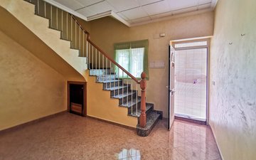 Property slide 38