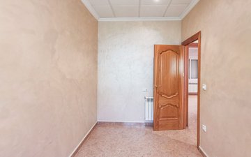 Property slide 28