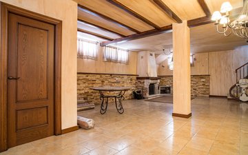 Property slide 44