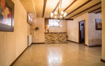 Property slide 40