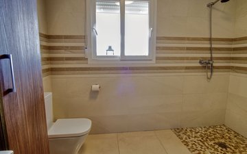 Property slide 43