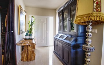 Property slide 20