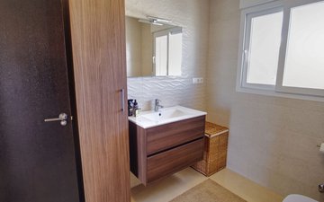 Property slide 33