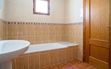 Property slide 46