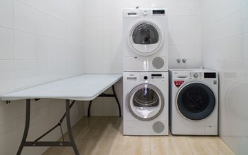 Property slide 44