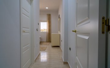Property slide 32