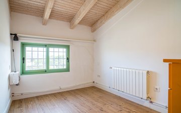 Property slide 31
