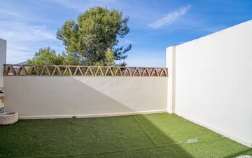 Property slide 42