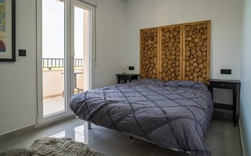 Property slide 50