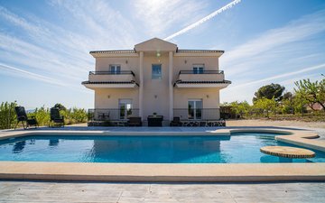 Property slide 16