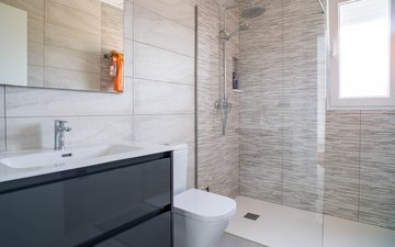 Property slide 48