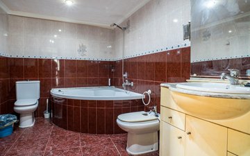 Property slide 25