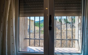 Property slide 39