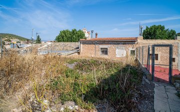 Property slide 17