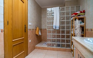 Property slide 35