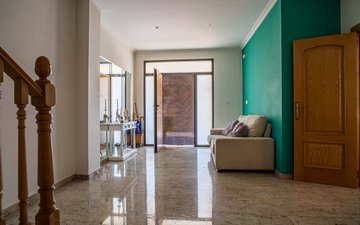 Property slide 18