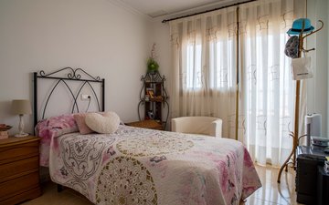 Property slide 44