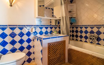 Property slide 42
