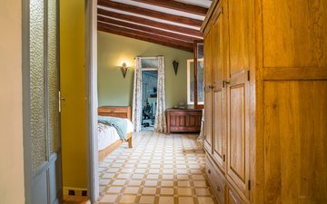 Property slide 50