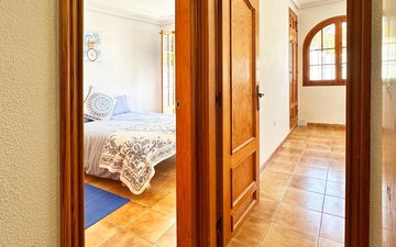 Property slide 19