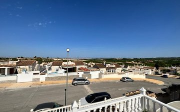 Property slide 32