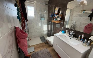 Property slide 23