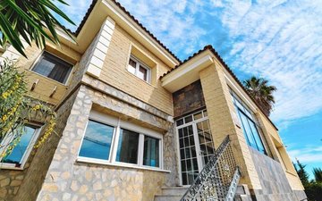Property slide 23