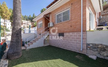 Property slide 8