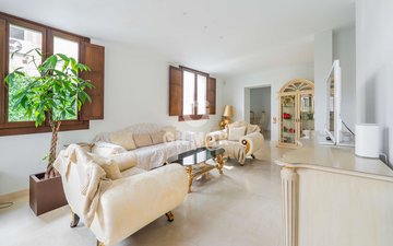 Property slide 17