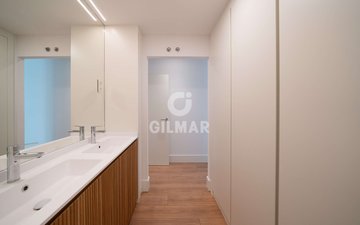 Property slide 25