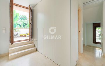 Property slide 16