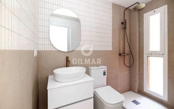 Property slide 17
