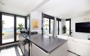 Property slide 17