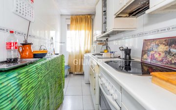 Property slide 18