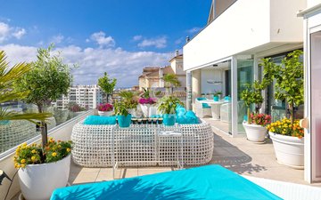 Property slide 35