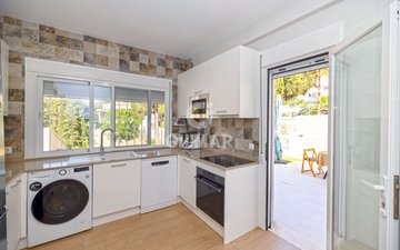 Property slide 16