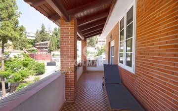 Property slide 34