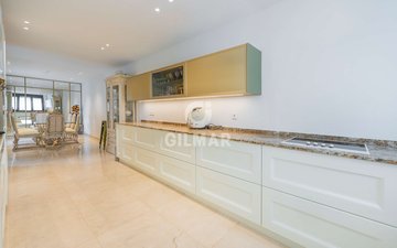 Property slide 23