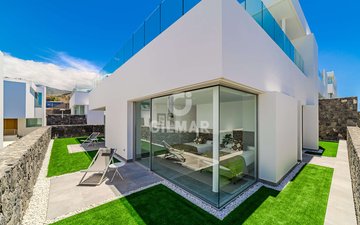 Property slide 17