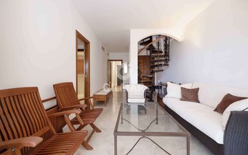 Property slide 10